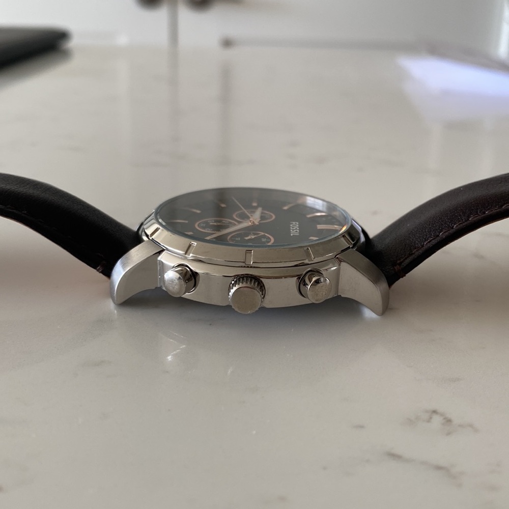 Fossil Watch - Picture 7 of 7